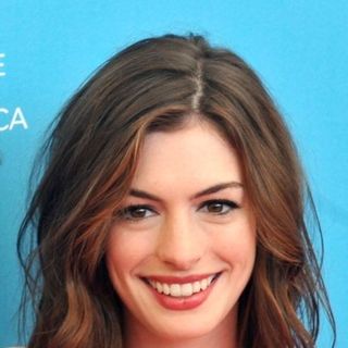 Anne Hathaway in 65th Annual Venice Film Festival - "Rachel Getting Married" - Photocall