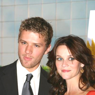 Ryan Phillippe, Reese Witherspoon in Vanity Fair Screening