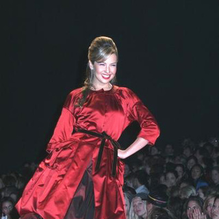 Thalia in Olympus Fashion Week Fall 2006 - Heart Truth Red Dress Collection Show