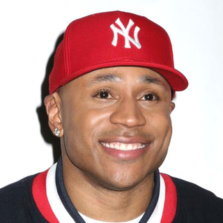 LL Cool J in Oxygen Network Presents LL Cool J Concert Featuring Ne-Yo