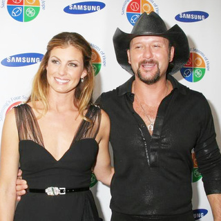 Faith Hill, Tim McGraw in Samsung's 5th Annual Four Seasons of Hope