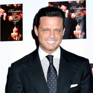 Luis Miguel Celebrates the Release of His Christmas Album Navidades Luis Miguel