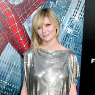 Kirsten Dunst in Spider-Man 3 Movie Premiere - New York City - Arrivals