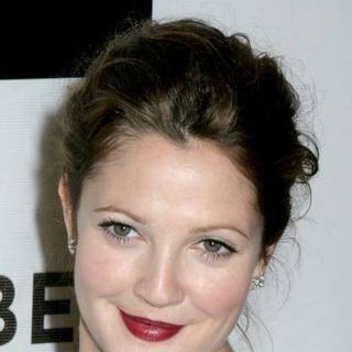 Drew Barrymore in Arrivals For The World Premiere Of 'Lucky You'