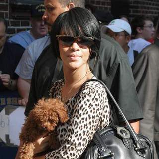 Rihanna in The Late Show with David Letterman - October 4, 2007