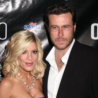 Tori Spelling, Dean McDermott in Out 100 Awards – Arrivals