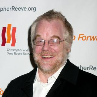Philip Seymour Hoffman in The Christopher and Dana Reeve Foundation - A Magical Evening - Red Carpet