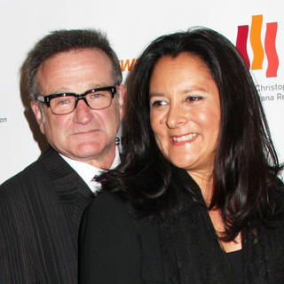 Robin Williams in The Christopher and Dana Reeve Foundation - A Magical Evening - Red Carpet