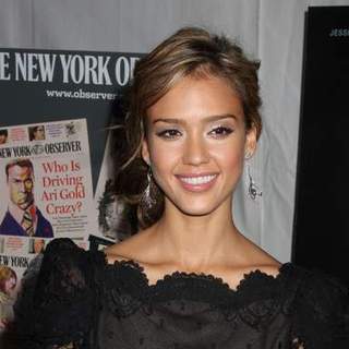 Jessica Alba in "Awake" New York City Premiere - Arrivals