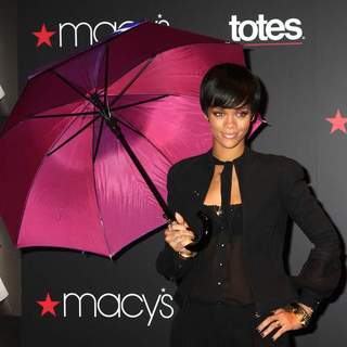 Rihanna in Rihanna Launches Umbrella Line From Totes at Macy's in New York City