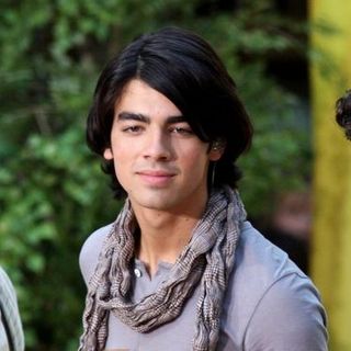 Joe Jonas, Jonas Brothers in Good Morning America Taping - August 8, 2008 - The Jonas Brothers in Concert