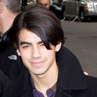 Joe Jonas, Jonas Brothers in The Late Show with David Letterman - February 12, 2009 - Arrivals