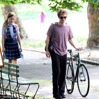 Robert Pattinson Filming "Remember Me" in Central Park on June 30, 2009