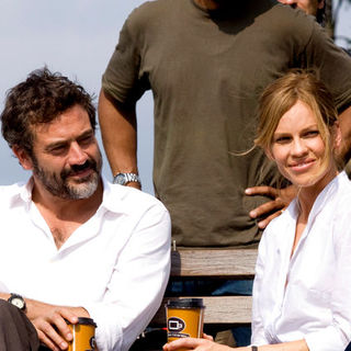 Jeffrey Dean Morgan and Hilary Swank Filming "The Resident" Movie in Brooklyn on July 1, 2009