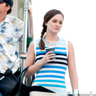 Leighton Meester in "Gossip Girls" Filming at the New York Metropolitan Museum of Art on July 13, 2009