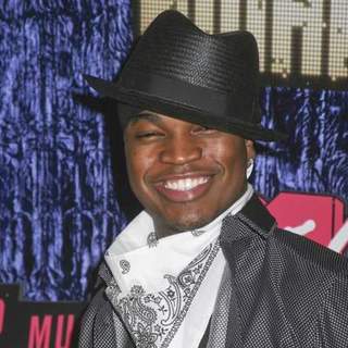 Ne-Yo in 2007 MTV Video Music Awards - Red Carpet