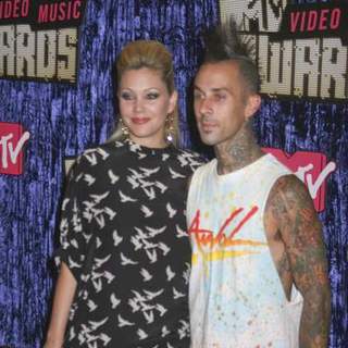 Travis Barker, Shanna Moakler in 2007 MTV Video Music Awards - Red Carpet