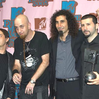 2005 MTV European Music Awards Lisbon - Press Room