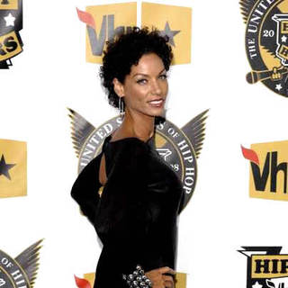 Nicole Murphy in 5th Annual VH1 Hip Hop Honors - Arrivals