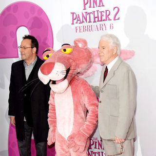 Steve Martin, Jean Reno in "The Pink Panther 2" New York Premiere - Arrivals