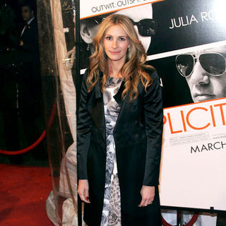 Julia Roberts in "Duplicity" New York Premiere - Arrivals