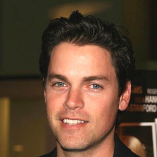 Kaley+cuoco+and+jaron+lowenstein