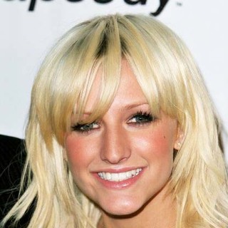 Ashlee Simpson in 2006 Clive Davis Pre-GRAMMY Awards Party