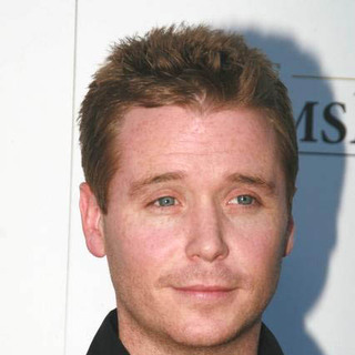 Kevin Connolly in The Groomsmen Movie Premiere - Arrivals