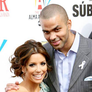 Tony Parker, Eva Longoria in 2007 NCLR ALMA Awards - Arrivals