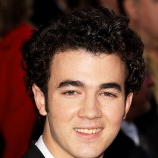 Kevin Jonas in "Jonas Brothers: The 3D Concert Experience" World Premiere - Arrivals