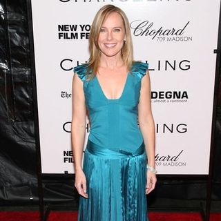 Amy Ryan in 46th New York Film Festival - "Changeling" Premiere - Inside Arrivals