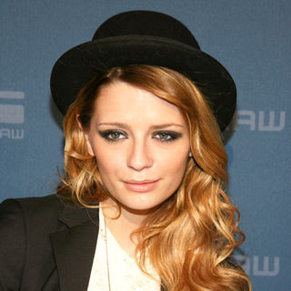 Mischa Barton in Mercedes-Benz Fashion Week Fall 2009 - G-Star - Arrivals