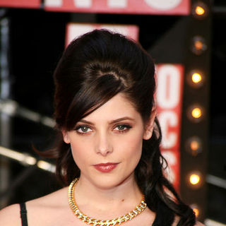 Ashley Greene in 2009 MTV Video Music Awards - Arrivals