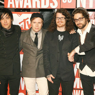 Fall Out Boy in 2009 MTV Video Music Awards - Arrivals