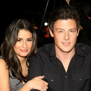 Cory Monteith, Lea Michele in The Cast of "Glee" Book Signing "Glee: The Music, Volume 1" at Borders in New York