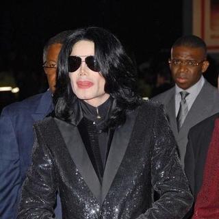 Michael Jackson in 2006 World Music Awards - Arrivals