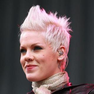 Pink in V Festival 2007 - Day 2, Sponsored by Virgin Mobile