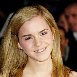 Emma Watson in Pride of Britain Awards 2007 - Arrivals