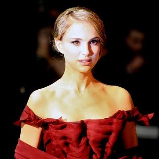 Natalie Portman in "The Other Boleyn Girl" Royal London Premiere - Red Carpet Arrivals