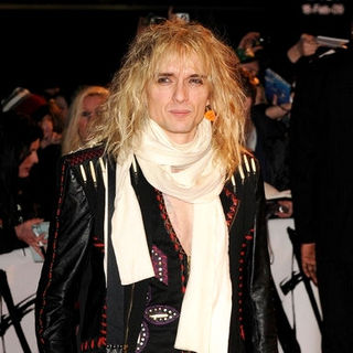 Justin Hawkins in The Brit Awards 2009 - Arrivals