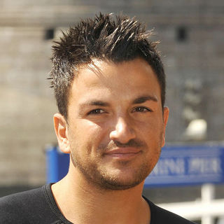 Peter Andre in Flora London Marathon on the River Thames on April 24, 2009