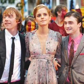 Daniel Radcliffe, Rupert Grint, Emma Watson in "Harry Potter and the Half-Blood Prince" World Premiere - Arrivals