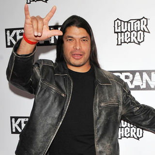 Robert Trujillo, Metallica in Kerrang! Awards 2009 - Arrivals