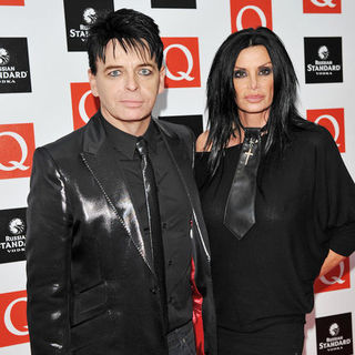 Gary Numan, Gemma Numan in Q Awards 2009 - Arrivals