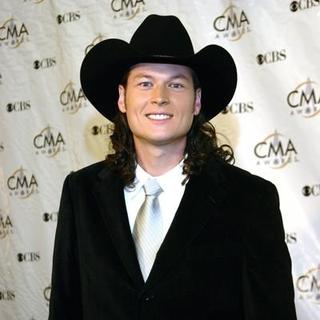 Blake Shelton in 38th Annual Country Music Awards Arrivals
