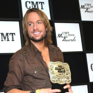 Keith Urban in 2005 CMT Music Awards