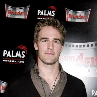 James Van Der Beek in Steel City Movie Premiere Red Carpet - Arrivals