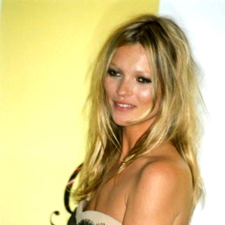 Kate Moss in 2005 CFDA Fashion Awards