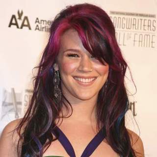 Joss Stone in 38th Annual Songwriters Hall of Fame Ceremony - Arrivals