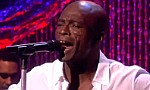 Seal belts out 'Let's Stay Together' amidst divorce.